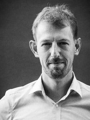 Equity Crowdfunding: A Three-Way Hybrid